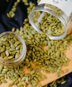 Hạt Bí Xanh Tách Vỏ 500g (Pumpkin Seeds India) - Hạt Bí Xanh Ấn Độ Hạt Bí Xanh Tách Vỏ 500g (Pumpkin Seeds India) - Hạt Bí Xanh Ấn độ -1